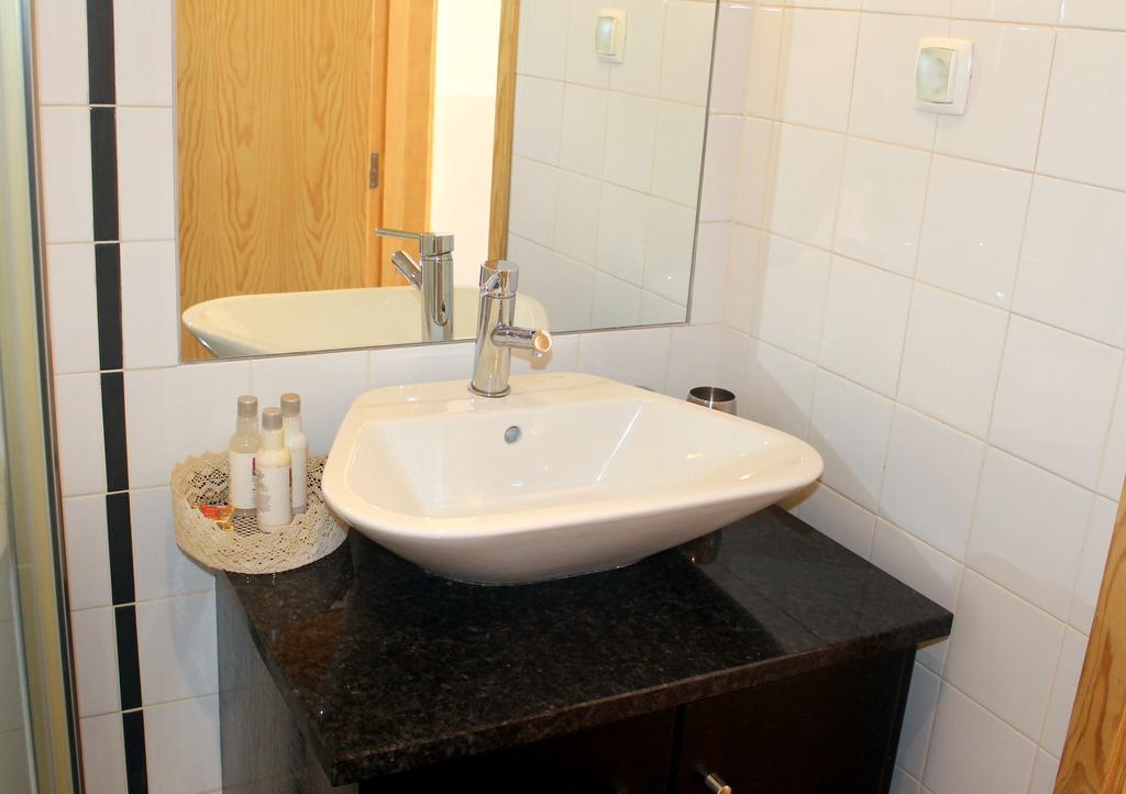 Bairro Alto House, By Timecooler Apartment Lisboa Phòng bức ảnh